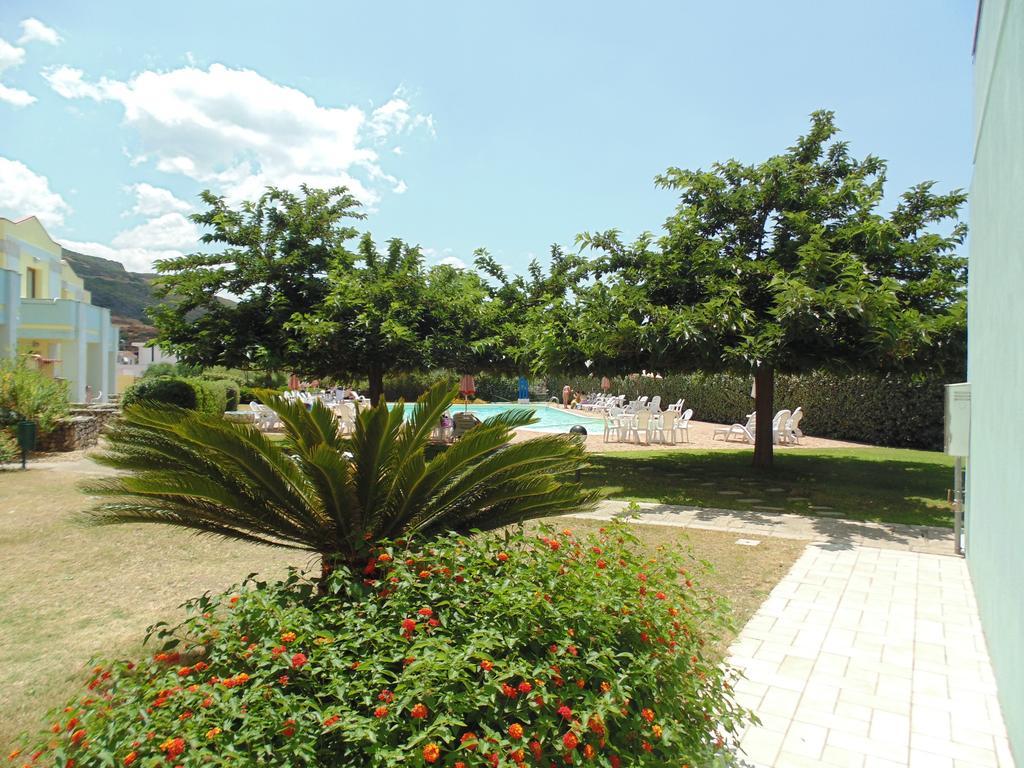 Resort Isola Rossa 보사 외부 사진