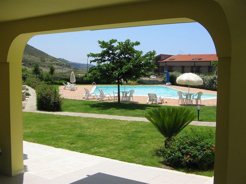 Resort Isola Rossa 보사 외부 사진